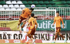 Ngược dòng 3-1 trước CLB Hà Nội, Hoàng Anh Gia Lai chính thức trụ hạng V-League 1