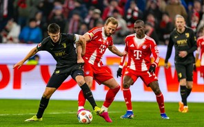 Bayern Munich đấu Wolfsburg: Hùm xám thị uy sức mạnh
