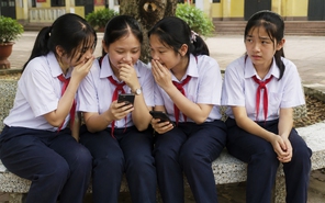 Cấm gen alpha dùng mạng xã hội: Nên hay không nên? Kỳ 2: 'Lạc lối' trong 'thành phố không ngủ'