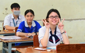 Thí sinh lo lắng vì đề thi tiếng Anh tốt nghiệp THPT 2026 khá khó