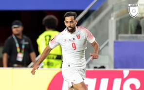 Lượt trận thứ 2 bảng J, Algeria ngược dòng thắng Jordan 2-1