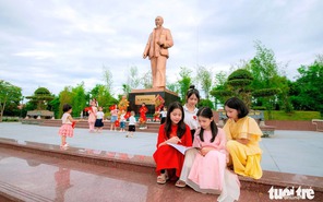 Hành trình của Bác và những bài học soi đường cho tuổi trẻ