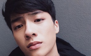Hot boy Peem "sáu múi" Thái Lan sẽ đến Việt Nam