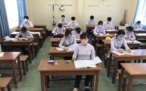 Học sinh Cà Mau trở lại trường sau thời gian nghỉ phòng dịch COVID-19