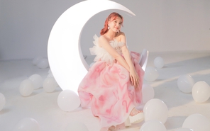 Emma tung MV “Your Smile” đánh dấu sự trở lại trong năm 2020