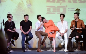Đàm Vĩnh Hưng trổ tài “chốt đơn” khi livestream ra mắt MV Chuyện loài hoa dang dở