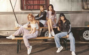 Blackpink "rủ rê" fan ra rạp vào tháng 8 này với bộ phim mới