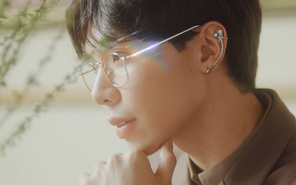 Erik hóa “anh trai mưa” ôm mối tình đơn phương trong MV mới