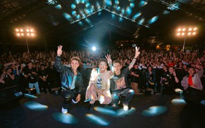 B Ray kết hợp cùng Hoàng Yến Chibi, Amee trong fan meeting