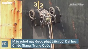 Robot vệ sinh vỏ thân tàu biển bằng vòi nước áp lực cao