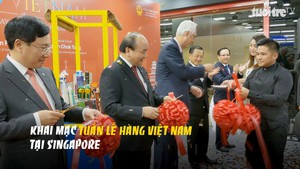 Khai mạc tuần lễ hàng Việt Nam tại Singapore