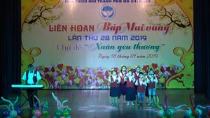 Liên hoan “Búp Mai vàng”, ngày hội của thiếu nhi kém may mắn