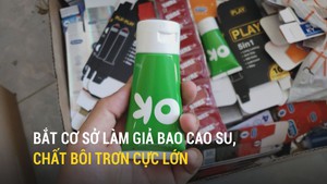 Bắt cơ sở làm giả bao cao su, chất bôi trơn cực lớn