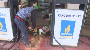 Một cây xăng bị phạt đến 150 triệu đồng vì bán xăng kém chất lượng