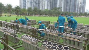 TP.HCM gấp rút chuẩn bị trận địa bắn pháo hoa đón Tết Kỷ Hợi
