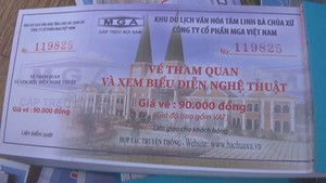 Du khách phản ứng vì cáp treo núi Sam tăng giá gấp 9 lần