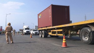 Phát hiện 2 tài xế xe container dương tính với chất ma túy