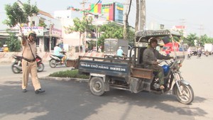 Tin nóng 24h: Khó hạn chế xe ba gác