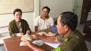 Một viên chức không tham của rơi