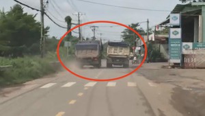 Xe ben tung hoành trong giờ cấm