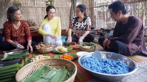 Góc nhìn trưa nay | Độc lạ bánh tét nhân sâm Cồn Sơn