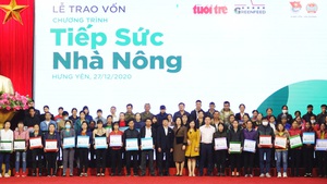 'Tiếp sức nhà nông': Trao vốn vay không lãi suất cho 80 hộ dân