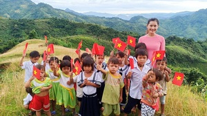 Video: Giấc mơ 'ngôi trường Tắk Pổ' khang trang sắp thành sự thật