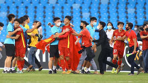 Video: 20h 27-2 mừng công đội tuyển U23 Việt Nam lần đầu tiên vô địch U23 Đông Nam Á