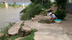 Mưa lũ dồn dập, Đà Nẵng phát cảnh báo sạt lở đặc biệt nguy hiểm ở vùng ven sông