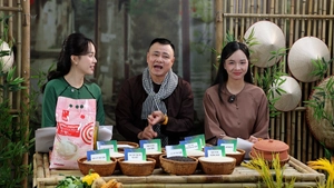 Nghệ sĩ Tự Long livestream bán gạo, 6 tấn ST25 được chốt đơn sau 2 giờ