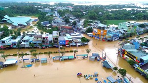 Flycam 'rốn lũ' Đại Lộc ở Đà Nẵng