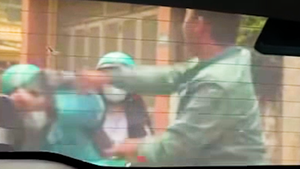 Xác minh clip tài xế xe ôm bị đánh tới tấp vào đầu sau va chạm xe