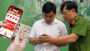 Người dân cần vào VNeID kiểm tra điều này trước 15-12 để tránh bị phạt tiền triệu