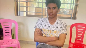 Thanh niên 21 tuổi ở Campuchia đốt nhà vợ khiến 9 người chết