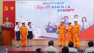 Văn hóa EVNNPT - ‘Thắp lửa’ cho mỗi bước chân người truyền tải điện