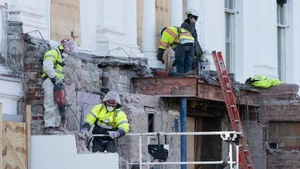 Ông Trump được tiếp tục xây phòng khiêu vũ ở Nhà Trắng, chi phí khoảng 400 triệu USD