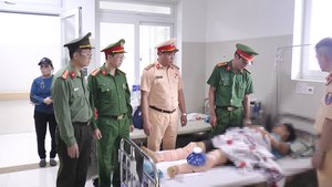 Tạm giữ thanh niên tông gãy chân trung tá cảnh sát giao thông đang làm nhiệm vụ