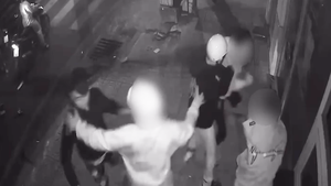 Xử lý 14 thanh, thiếu niên vô cớ chặn đánh người đi đường ở phường Xóm Chiếu