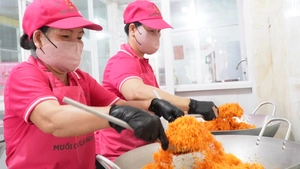 Độc đáo món 'muối cua Cà Mau'