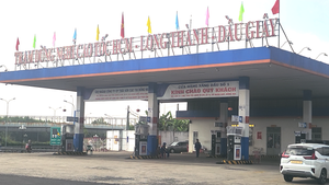 Đồng Nai đề nghị VEC đảm bảo nguồn cung xăng dầu trên cao tốc TP.HCM - Long Thành - Dầu Giây