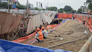 Yêu cầu chủ đầu tư Capital Square 3 dừng thi công tại khu vực sạt lở nuốt 2 ô tô