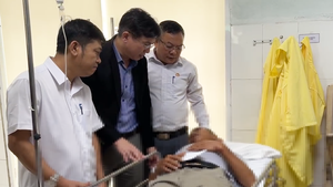 Tai nạn giữa xe khách và xe đầu kéo, 4 người tử vong: Lời kể của người thoát chết