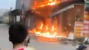 Điều tra nguyên nhân vụ cháy cửa hàng đồ chơi và quần áo ở Hà Tĩnh