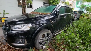 Xe 7 chỗ 'vô chủ' phơi mưa nắng gần 2 năm ở khu dân cư Nam Long, quận 7