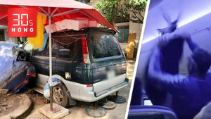 Bản tin 30s nóng: Ô tô đậu bên đường suốt 3 năm ở Tân Phú; Máy bay hoãn cất cánh vì chim
