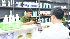 Công an Quảng Trị thu giữ 2,5 tấn mỹ phẩm không rõ nguồn gốc, xuất xứ