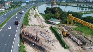 Cửa ngõ phía nam Hà Nội vẫn tắc dài, dự án 3.200 tỉ đồng án binh bất động