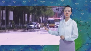 Thời tiết đêm 15 ngày 16-7: Bắc Bộ và Trung Bộ ngày nắng nóng, chiều tối mưa dông; Nam Bộ mưa rào