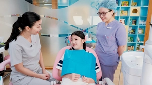 Hiểu về nha khoa: ‘Những điều ba mẹ cần biết khi trẻ bước vào tuổi thay răng’