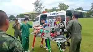 Ba binh sĩ Thái Lan bị thương khi giẫm mìn gần biên giới Campuchia